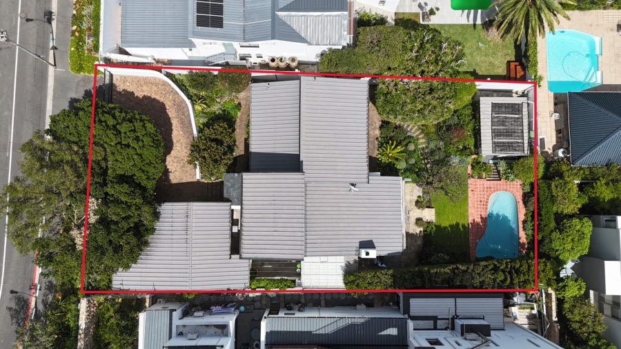 3 Bedroom Property for Sale in Camps Bay Western Cape